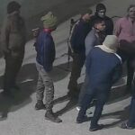 आधी रात को पुलिस की घेराबंदी से सहमा माले नेता का परिवार; DM से जांच और कार्रवाई की मांग