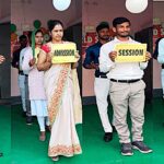 शिक्षा और राष्ट्रभक्ति का संगम: वेव वर्ल्ड स्कूल में गणतंत्र दिवस पर शिक्षकों ने पेश की मिसाल, मानव श्रृंखला बनाकर जगाई अलख