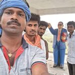मजदूरों की ‘रोशनी’ के आगे सियासत का ‘अंधेरा’ शर्मसार: बाबा साहेब की प्रतिमा पर छंटा अंधेरा