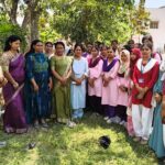 हरे भरे पौधे ही हमारी ताकत है : MDDM कॉलेज की छात्राओं ने पोस्टर और वृक्षारोपण से छेड़ी जागरूकता की जंग