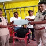 पटना पुलिस का ‘सुपरफास्ट’ एक्शन: ऑटो में छूटा कीमती लैपटॉप और बैग, चंद घंटों में ढूंढ निकाला!