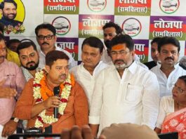 नीतीश-भाजपा की लिस्ट से ‘कुशवाहा’ गायब, उधर चिराग ने ‘मुस्लिम कार्ड’ खेलकर सबको चौंकाया; बिहार MLC चुनाव में भारी उलटफेर!