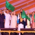 बिहार (मढ़ौरा) का बना रेल इंजन अब दुनिया की पटरी पर दौड़ेगा, अफ्रीकी देश गिनी के लिए 51वां इंजन रवाना; छपरा को मिली नई सुपरफास्ट ट्रेन की सौगात