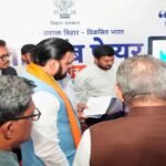 बिहार में नौकरियों की बारिश! एक ही दिन में 20,226 युवाओं को मिला नियुक्ति पत्र, हर जिले में लगेंगे जॉब फेयर!